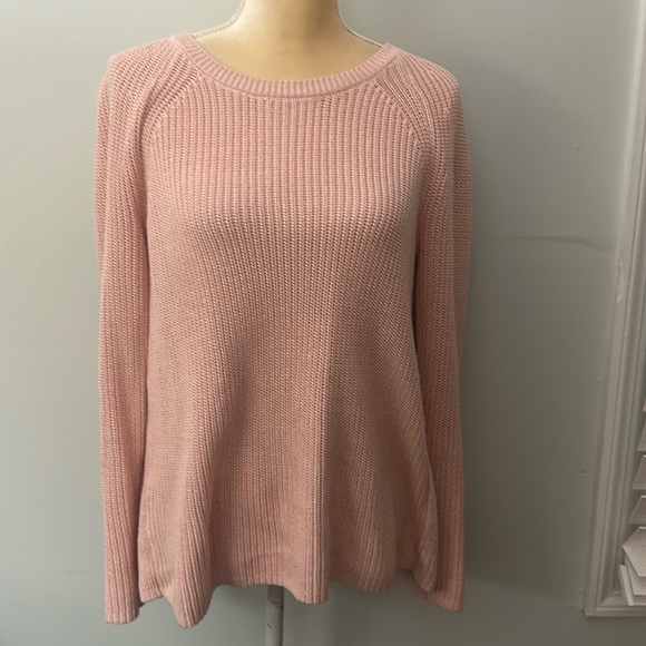 LOFT Sweater - Picture 2 of 9